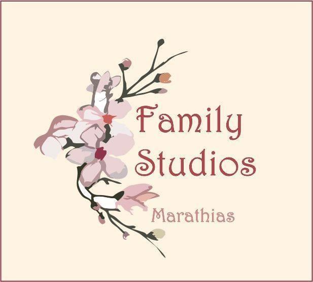 Family Studios Marathiás Buitenkant foto